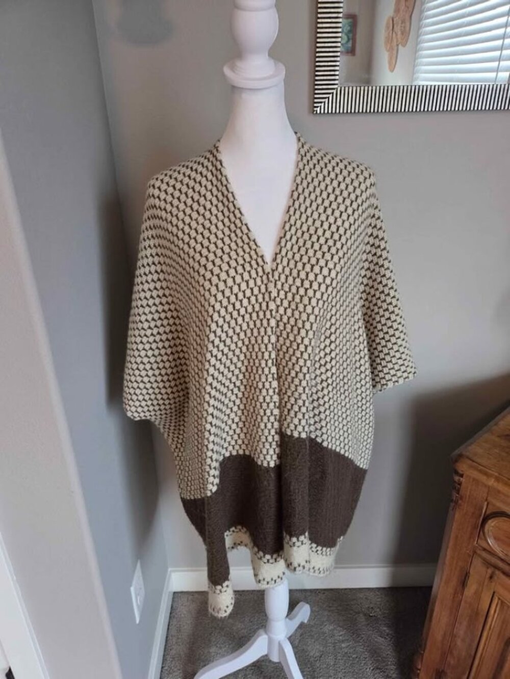 Womens sweater poncho vintage one size